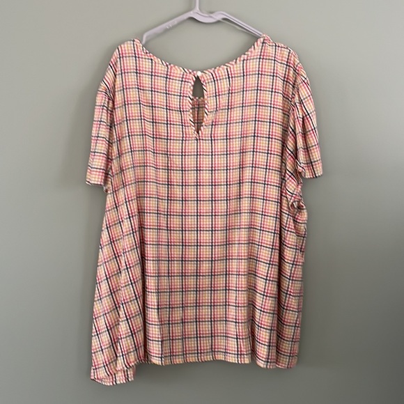St John’s Bay Women’s checkered short sleeve top size 3X NWT - Picture 2 of 7